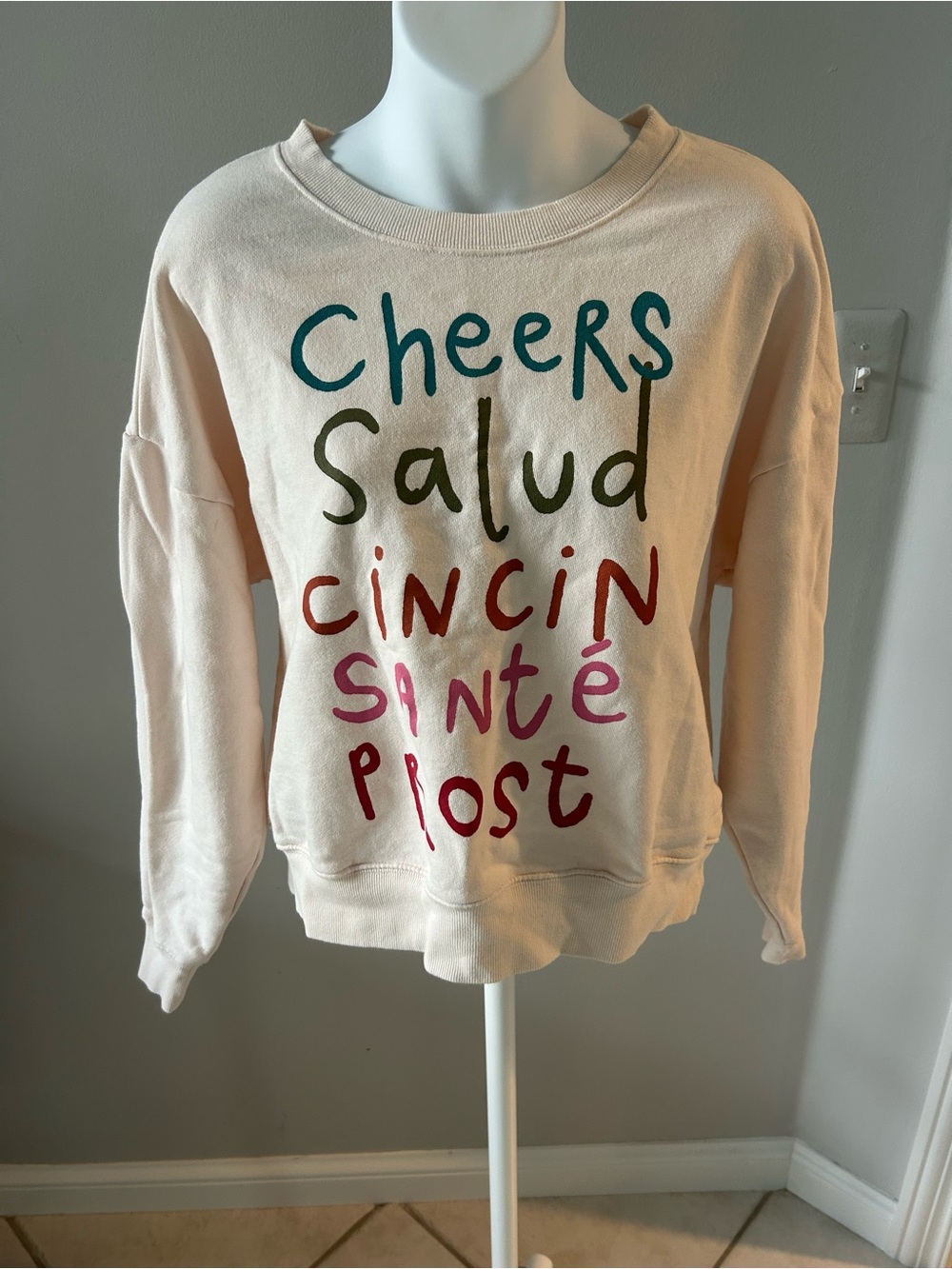 Maeve Cream Crewneck Sweatshirt with Multicolor Slogan